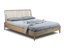 Postel Ethnicraft Spindle Bed